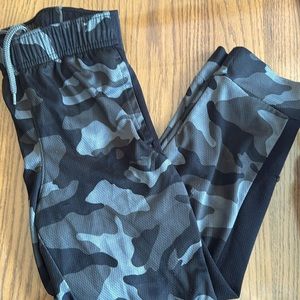 Boys Old Navy Active Go Cool Dry